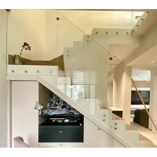 Izvrtano steklo za ograje